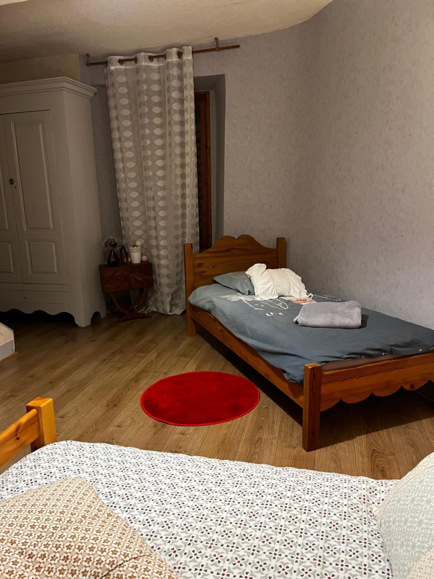 Maison De Village Montauban-de-Luchon Екстериор снимка
