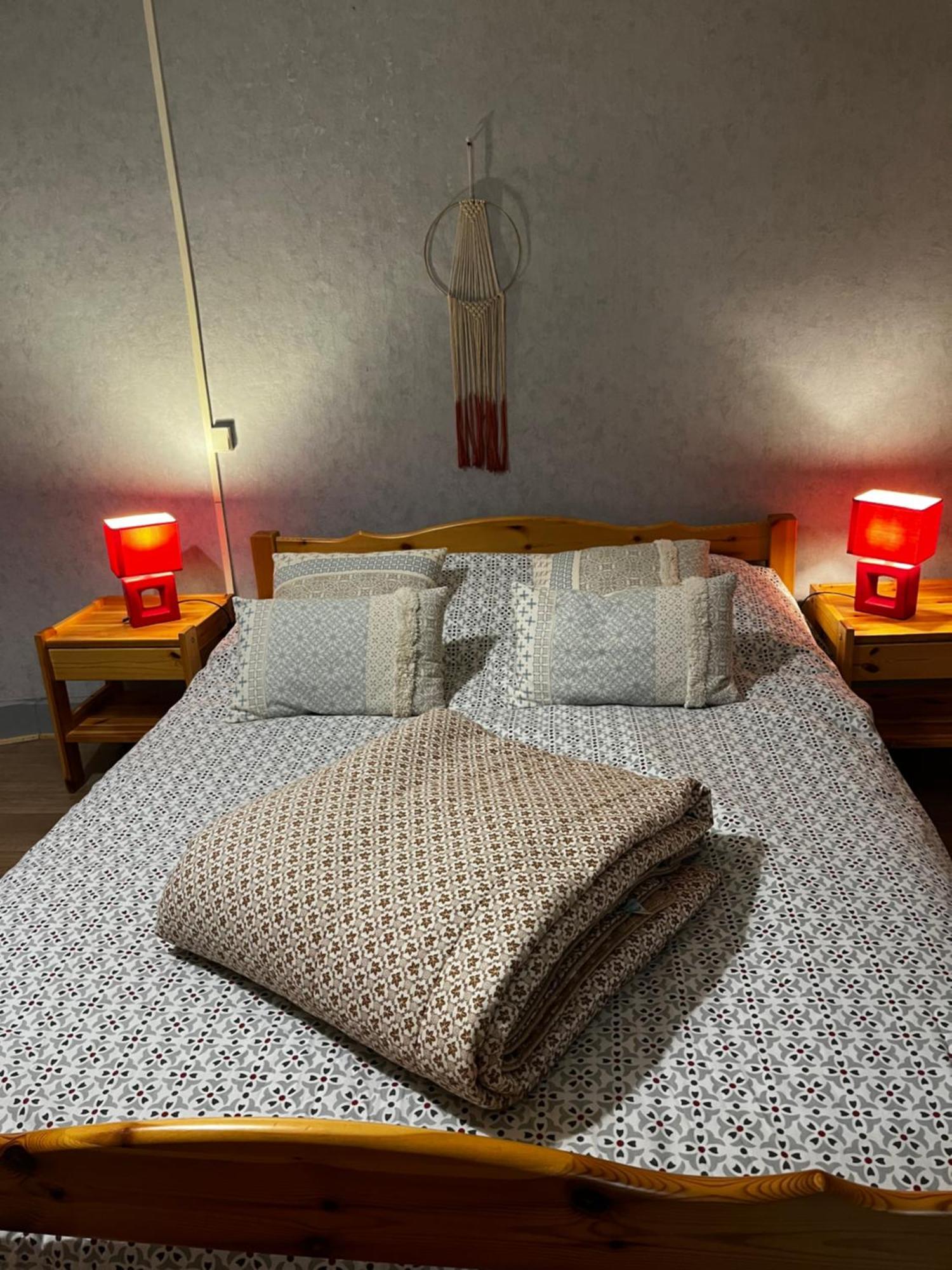 Maison De Village Montauban-de-Luchon Екстериор снимка